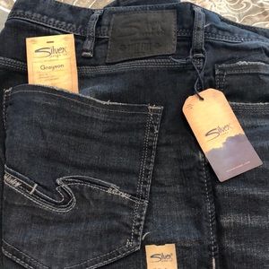 Silver Jeans Grayson  36/32 BRAND NEW with tags